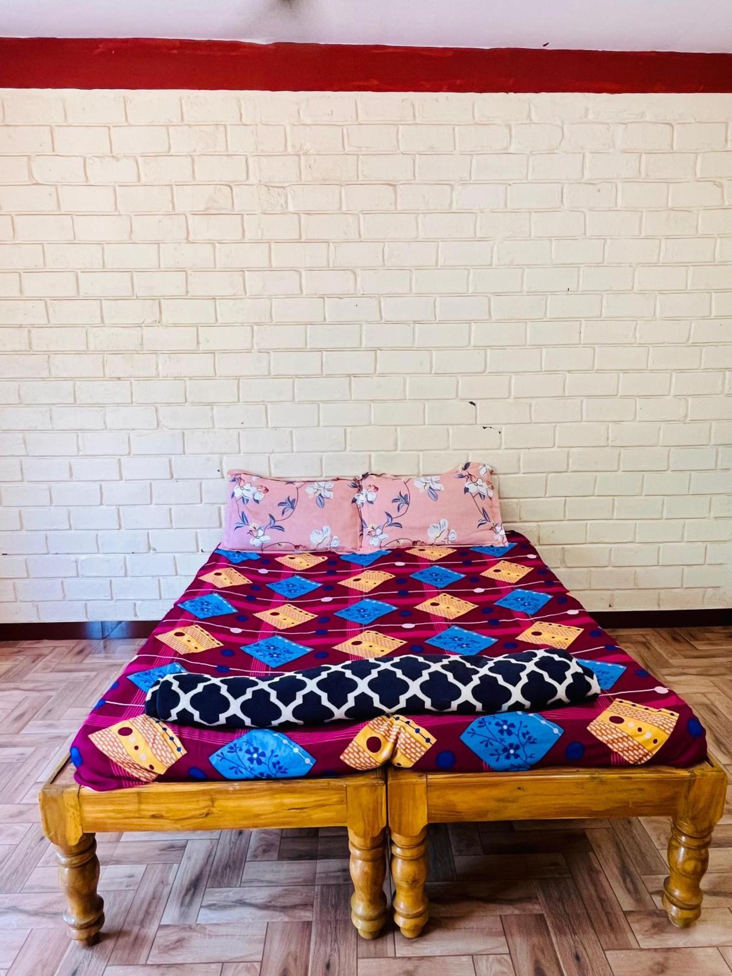 Sampige Heritage Koppal Kamer foto