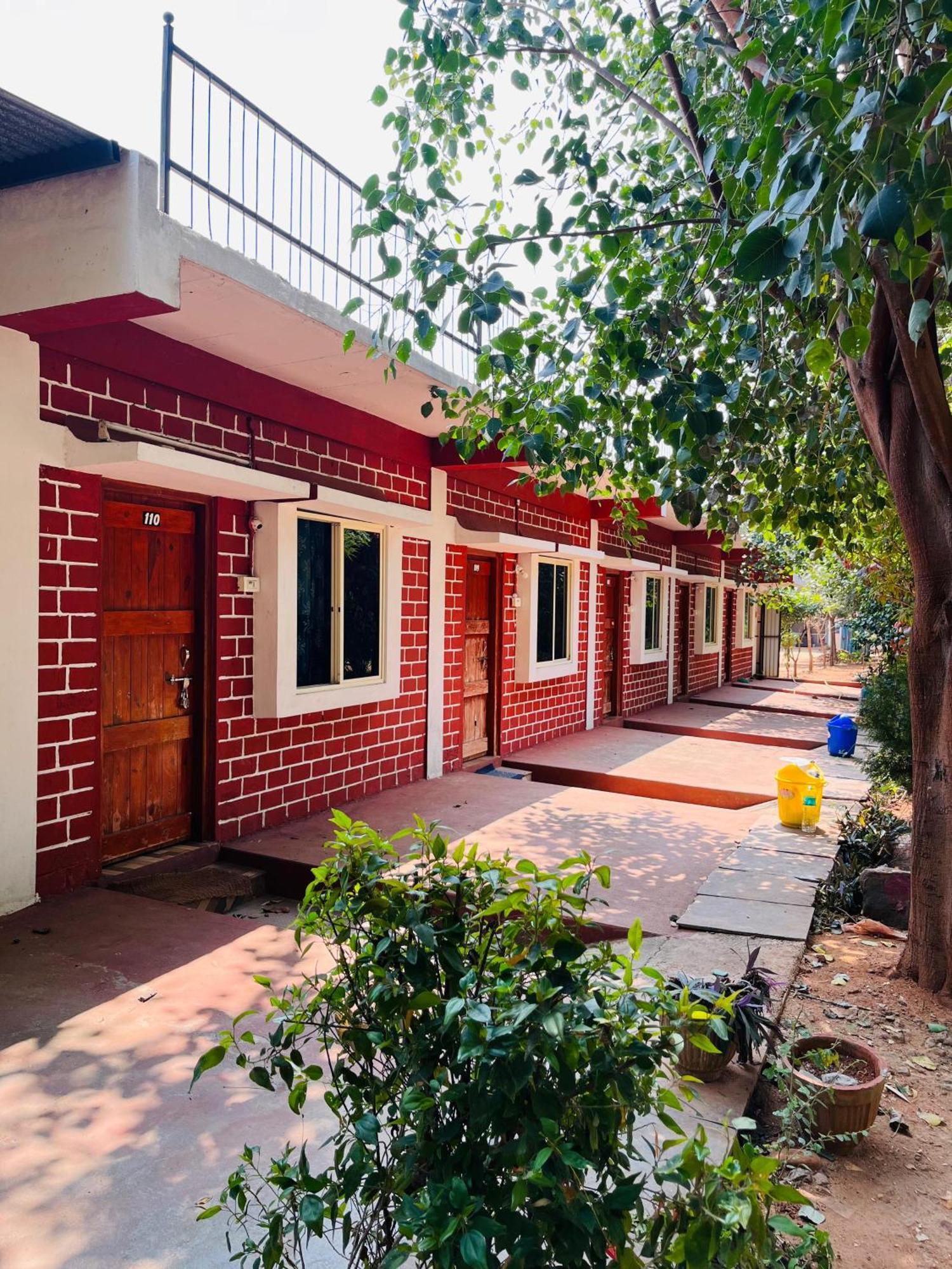 Sampige Heritage Koppal Buitenkant foto